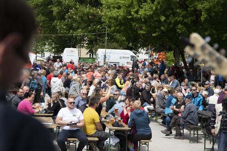 Praznovanje 1. maja - Živel 1. maj, praznik dela! (2)